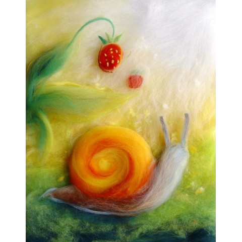 Carte postale escargot et fraise, tableau laine feutrée de célia Portail, Rêves en laine
