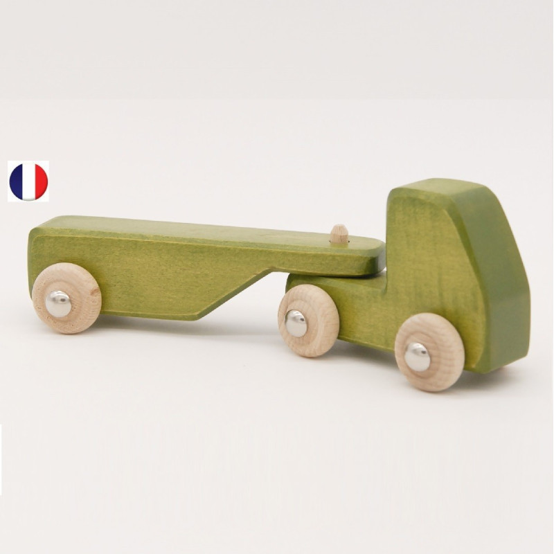 camion remorque vart en bois, jouet écologique et éthique France de atelier des petits bouts de bois