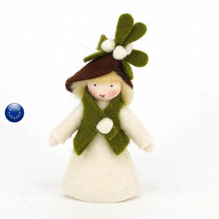 Poupée avec fleur de gui, fée pour table de saison hiver waldorf ambrosius dolls