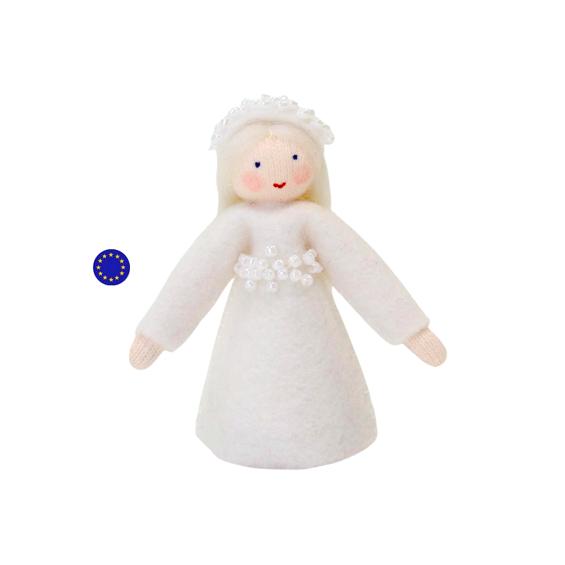 Princesse hiver, lutin poupee pour table de saison hiver waldorf ambrosius dolls