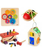 jouets en bois naturel pour l'eveil des sens et developper l'agilité